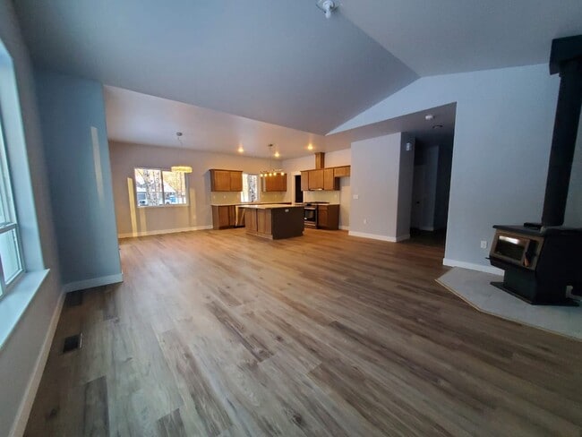 Photo - 3 BEDROOM | 2 BATHROOM | 2 CAR GARAGE | HA...