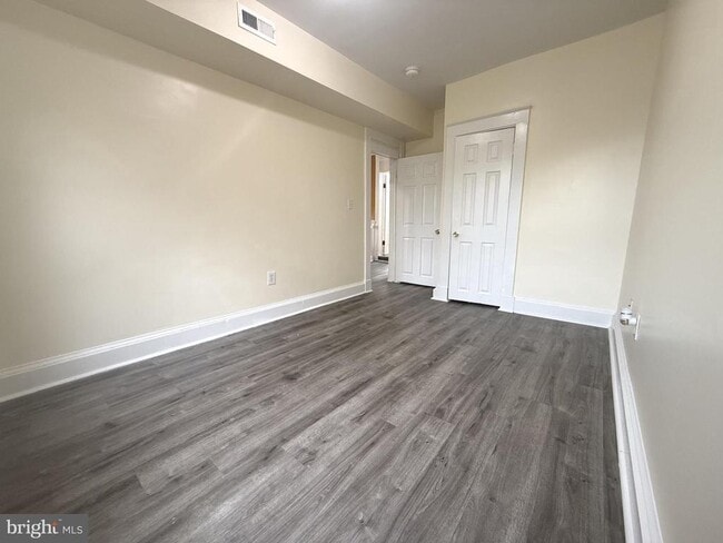 Building Photo - 720 Springfield Ave