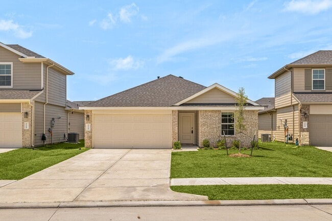 Building Photo - 31119 Brightwell Bnd