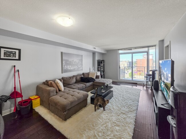 Photo - 1110-1111 11 St SW Unit 705