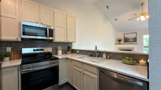 Photo - 1042 Tierra Ln