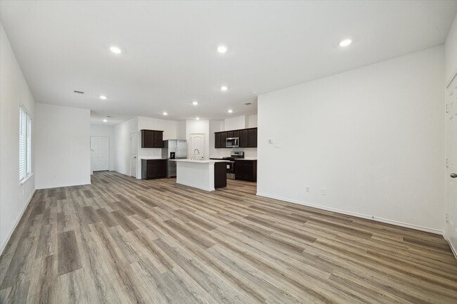 Photo - 1011 Concord Pointe Ln