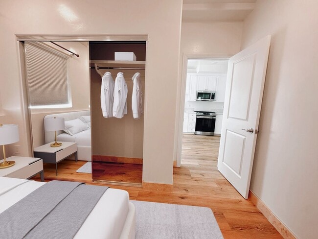 Photo - Stunning Renovated Lower Level  2 Bed / 1 Bath - 1.5 Miles to Beach