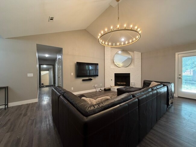Photo - 1314 N Fieldstone Ave