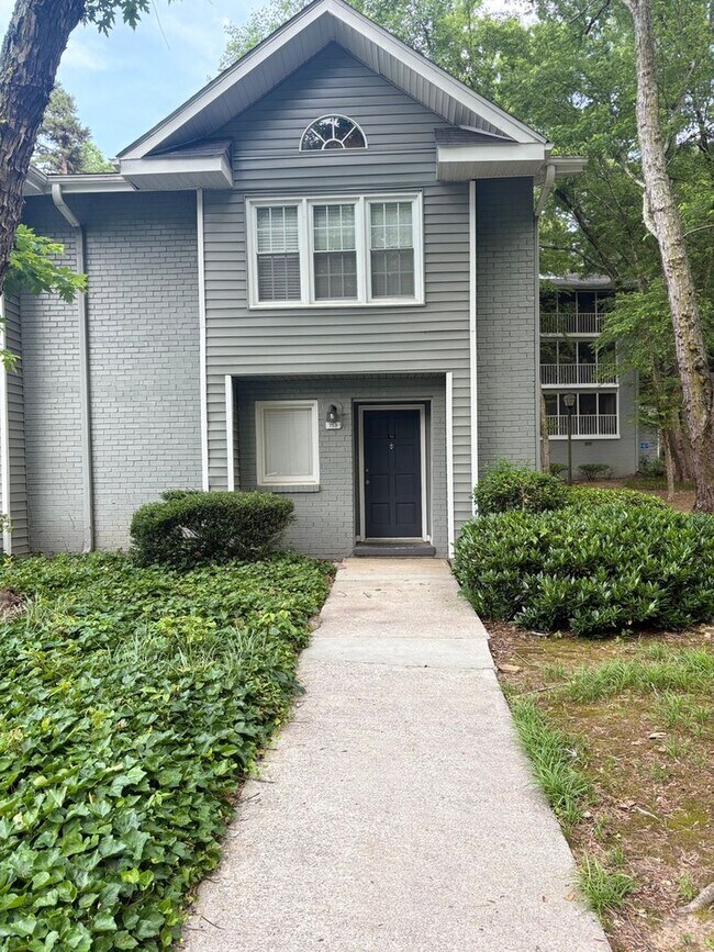 Charming 2BR Townhome in Atlanta - Charming 2BR Townhome in Atlanta