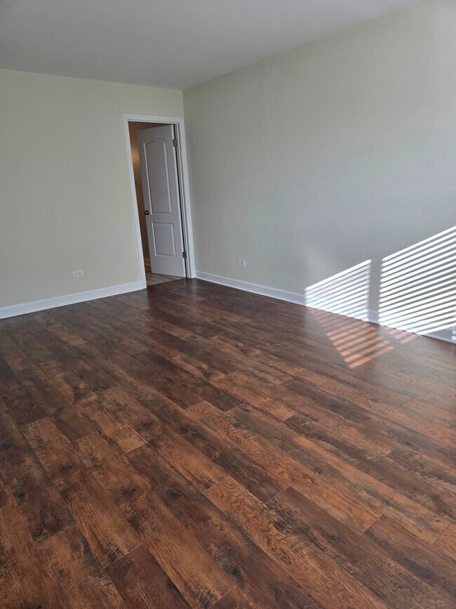 1018 Castilian Ct Condo Unit 304 Condo for Rent in Glenview, IL