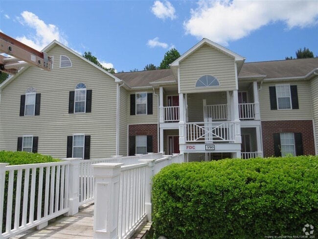 Building Photo - 350 Bubble Creek Ct Rental
