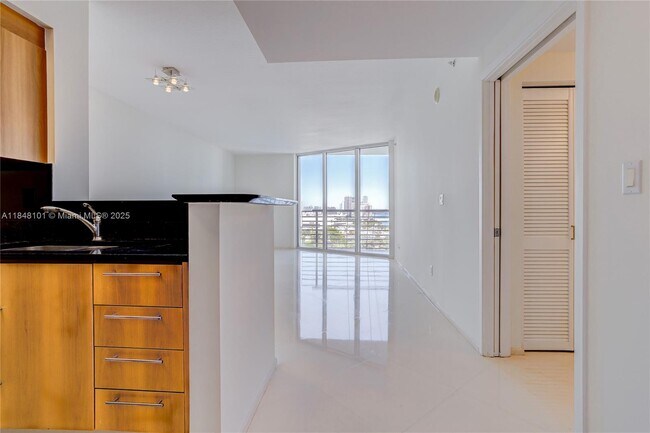 Photo - 325 S Biscayne Blvd Unit 2418