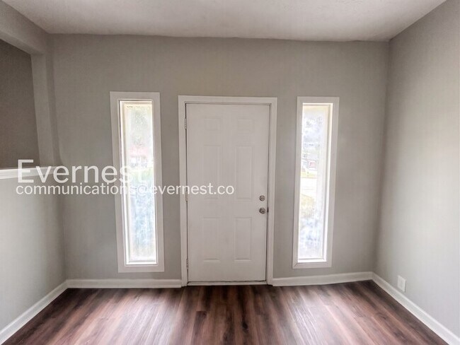 Photo - 4435 Lincolndale Dr