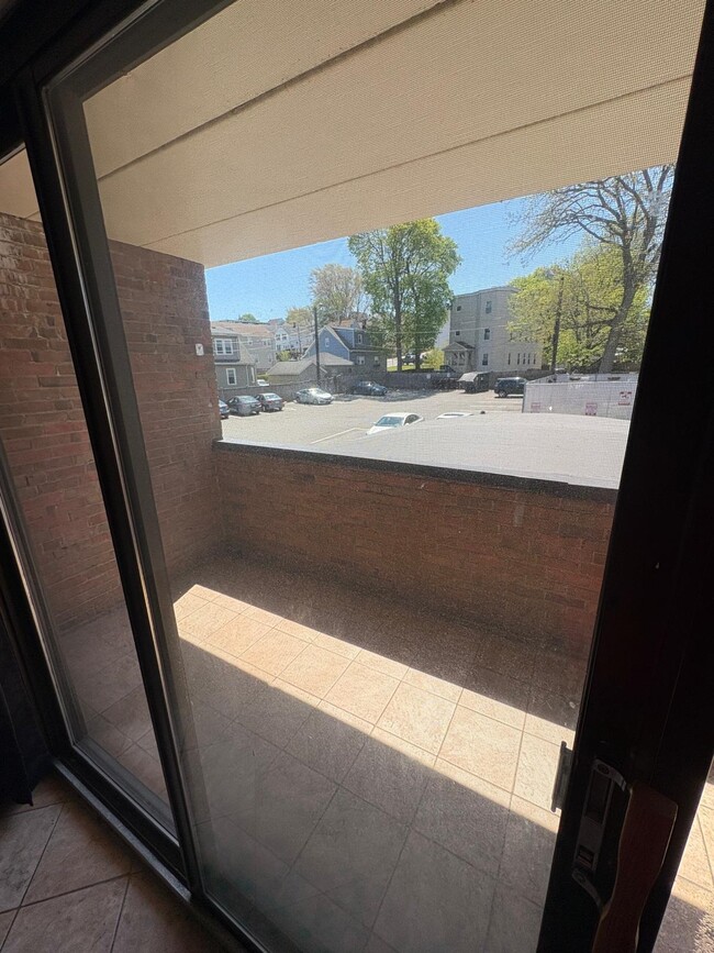 Photo - APTS in Everett, Malden, Chelsea & Boston