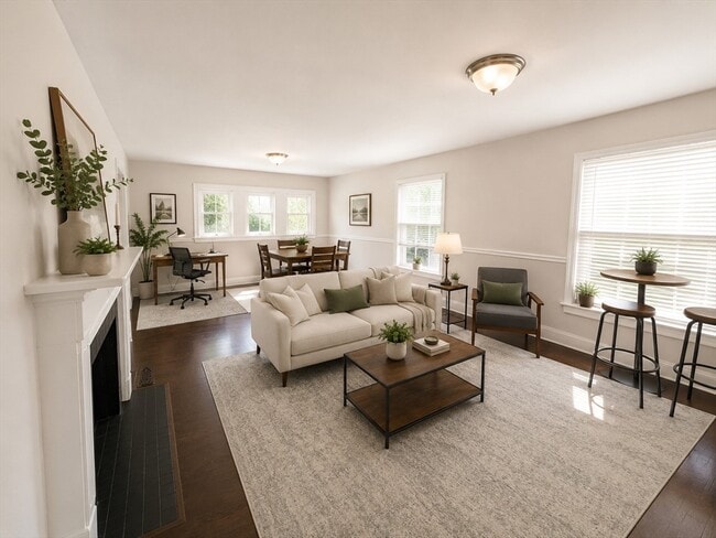 Building Photo - 16 Braemore Rd Unit 4