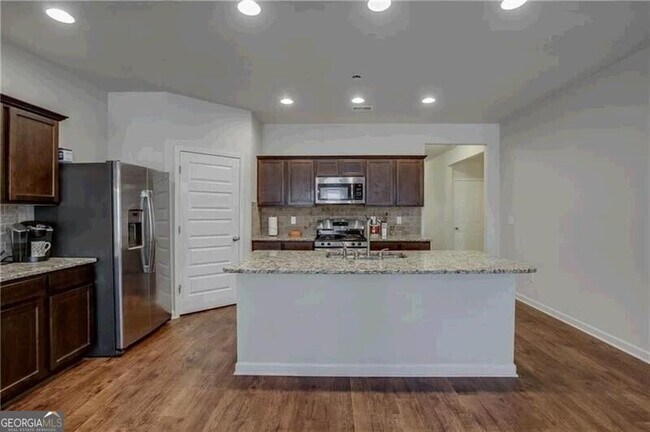 Photo - 2436 Foxy Dr