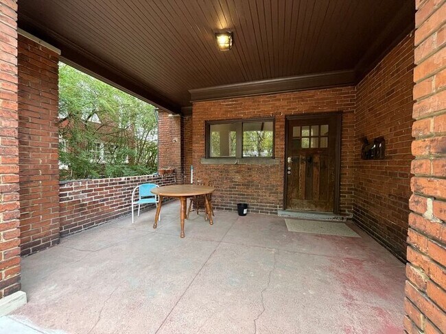 Photo - 510 Fortwood Pl Unit 2