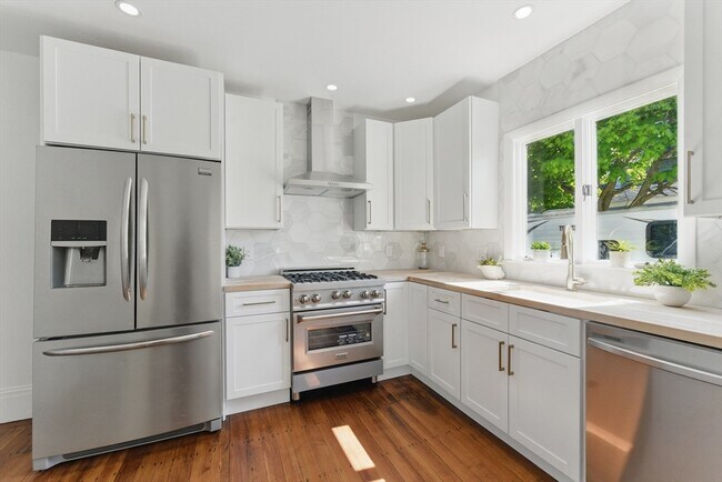 Photo - 80 Shirley St