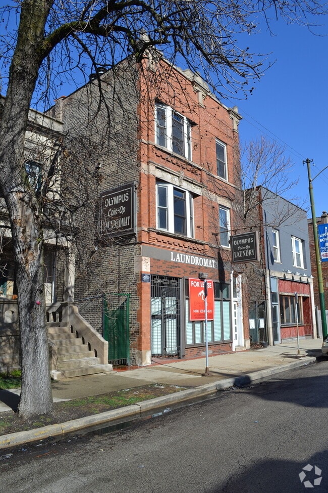 Building Photo - 2526 N California Ave Unit 3 Rental