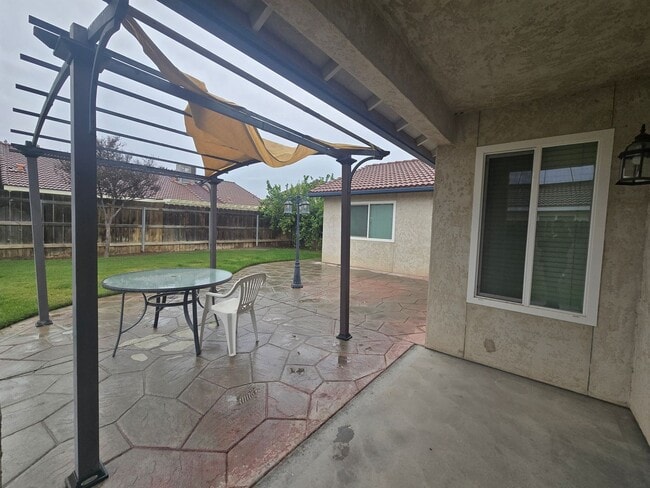 Photo - 3 BR 2 BA Available Now