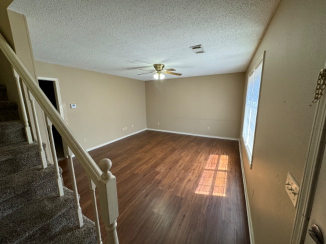 Photo - 1204 University Dr Unit B