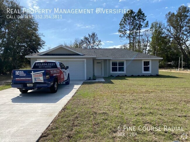 Building Photo - Custom Home - Desirable SE Ocala Neighborh...