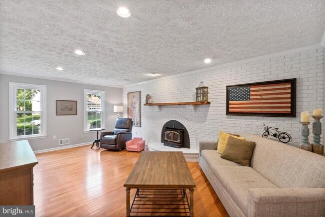 Photo - 3125 Hannahs Pond Ln