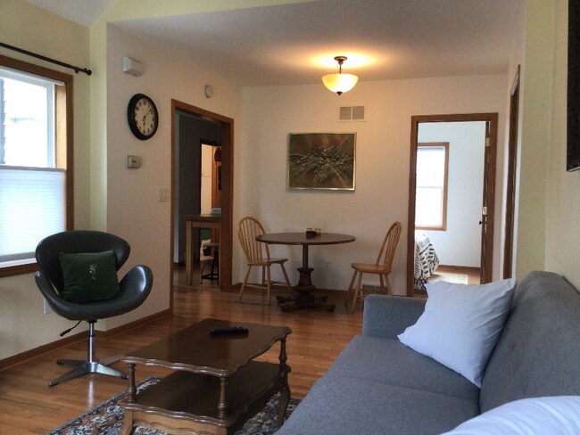 167 S 77th St