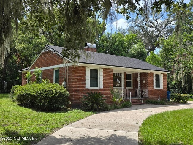 Building Photo - 5851 Clifton Ave Rental