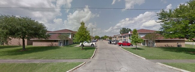 Building Photo - 173 S Beadle Rd Unit #173