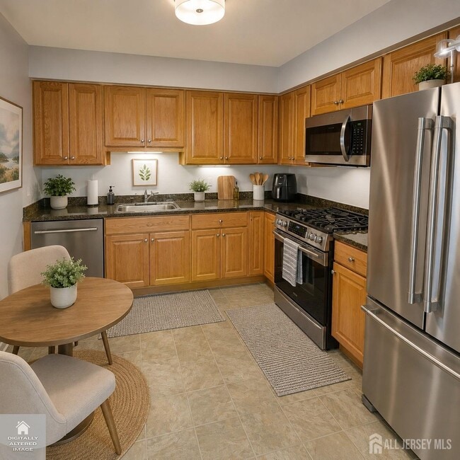 1325 Fernwood Ct