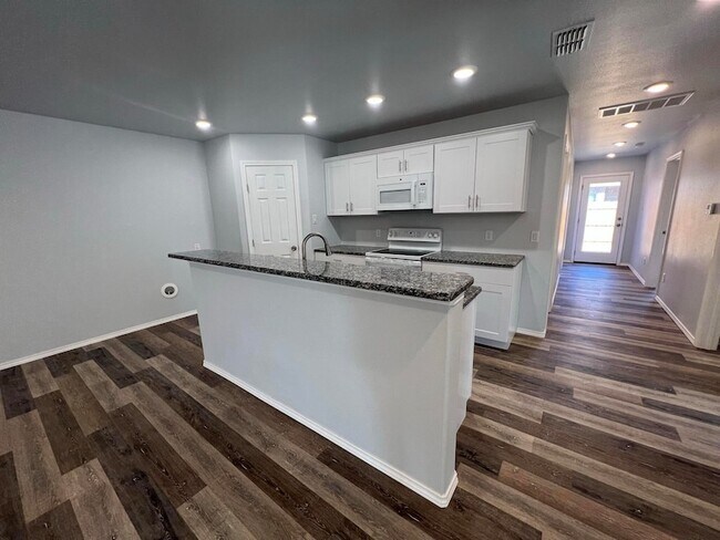 Photo - 5608 Jarvis St Unidad A