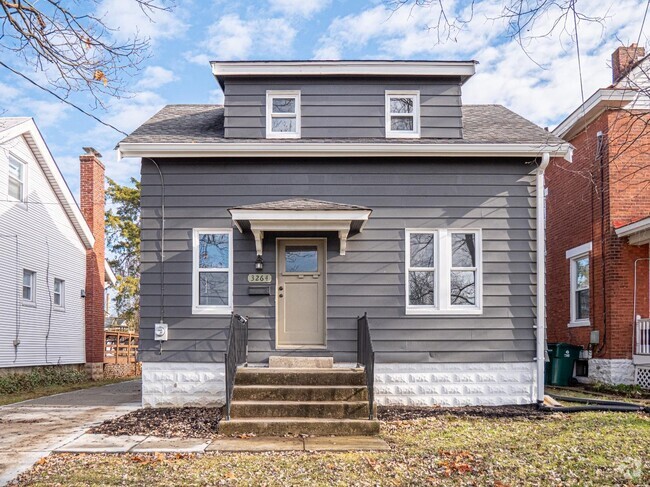 Building Photo - 3264 Lakeview St Rental