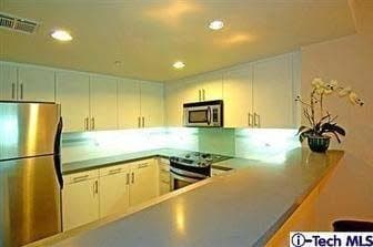 Photo - 159 W Green St Unit Pasadena Place