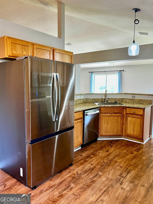 Photo - 230 Pine Bluff Dr