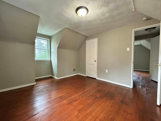 Photo - 151 Collins Dr