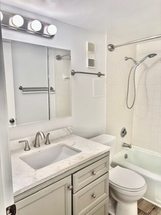 Photo - Amazing Community - HIDDEN GEM! Live Across Daytona Beach Inc Water, Internet & Cable (7-12 mo le... Unit 409