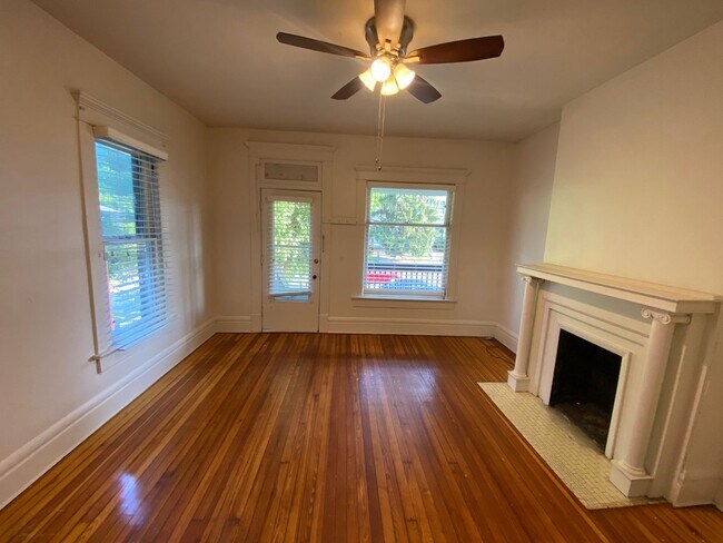 Photo - W Blake Ave 49-51 WR Unit 51