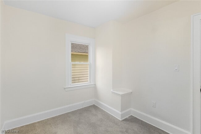 Photo - 12808 Beachwood Ave