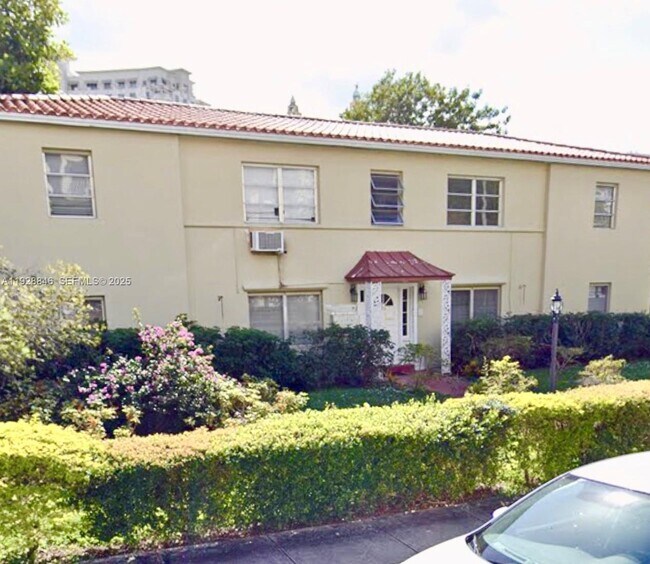 Building Photo - 28 Majorca Ave Unit 3