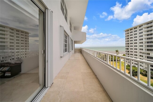 Photo - 199 Ocean Ln Dr Unidad 901