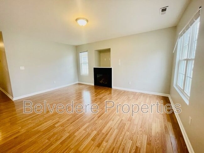Photo - 405 N Dudley St