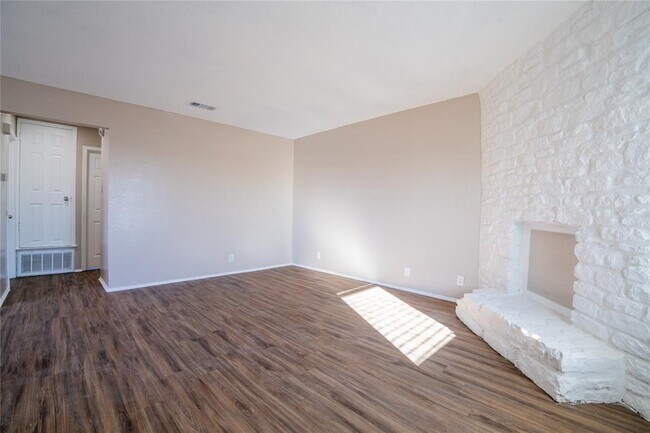 Photo - 10211 Brownie Dr