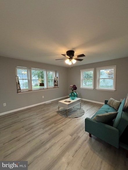 Photo - 120 Phillips Ave