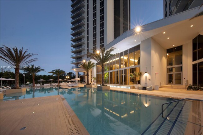 Photo - 16385 Biscayne Blvd Unidad 2601