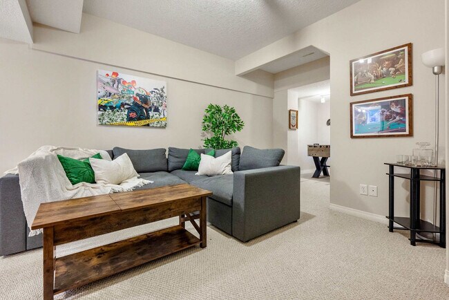 Photo - 149-123 23 Ave NW Unit ID1303238P