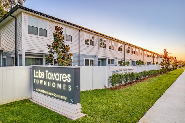 Lake Tavares Townhomes
