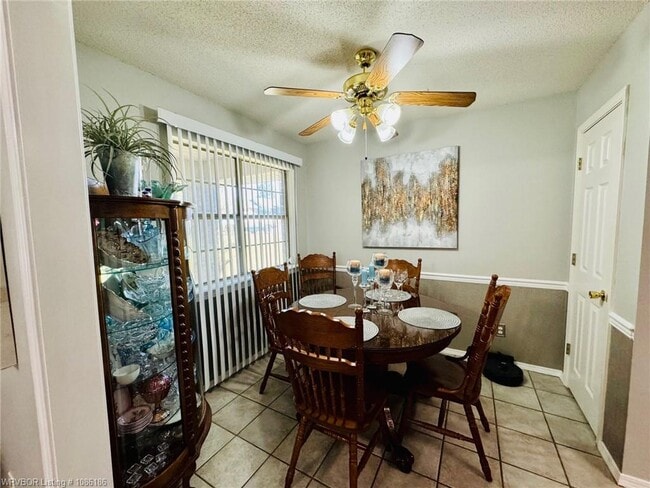 Photo - 5603 Whitney Cir