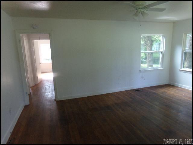129 Saunders Dr