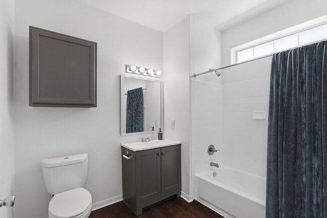 Photo - Almeda Park Apartments