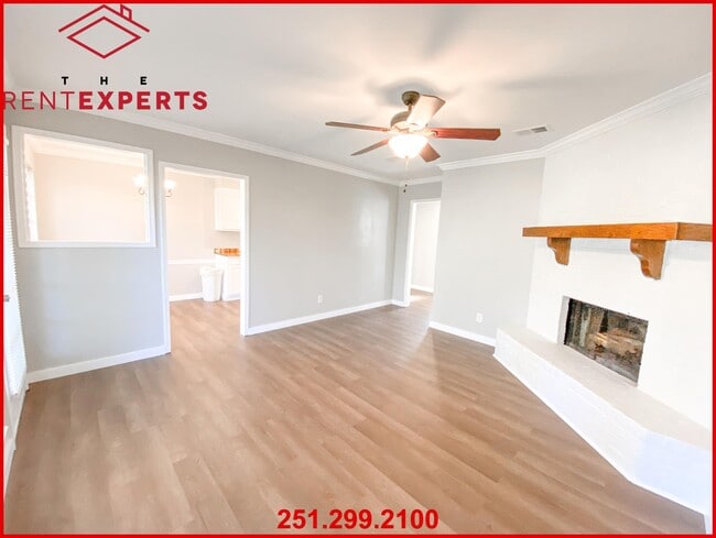 Photo - 1075 Seven Hills Curve S