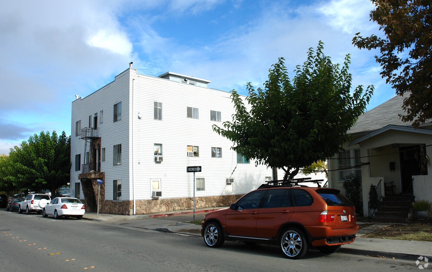 Photo - Pineview Apartments