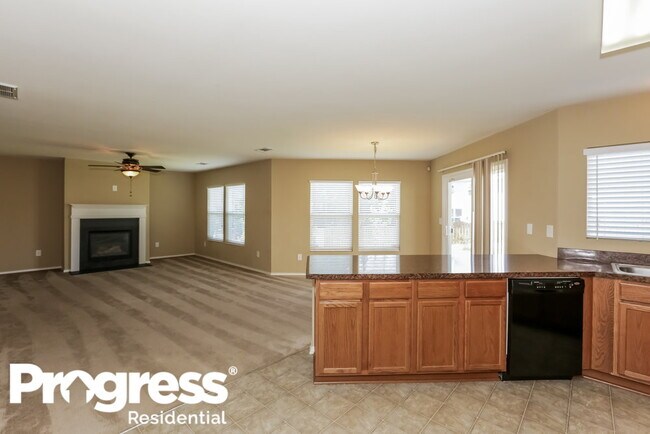 Photo - 6329 Highland Commons Dr