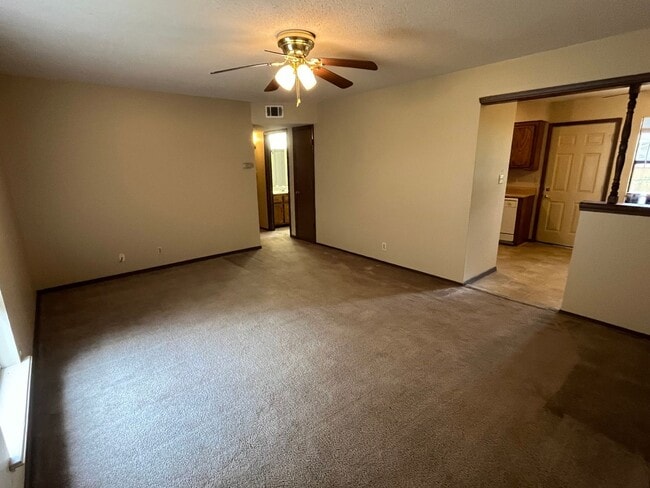 Photo - 1022 N Parker Rd Unit 1022 N Parker Rd A